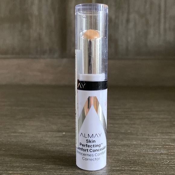 Almay Other - Almay Skin Perfecting Comfort Concealer- Medium 160